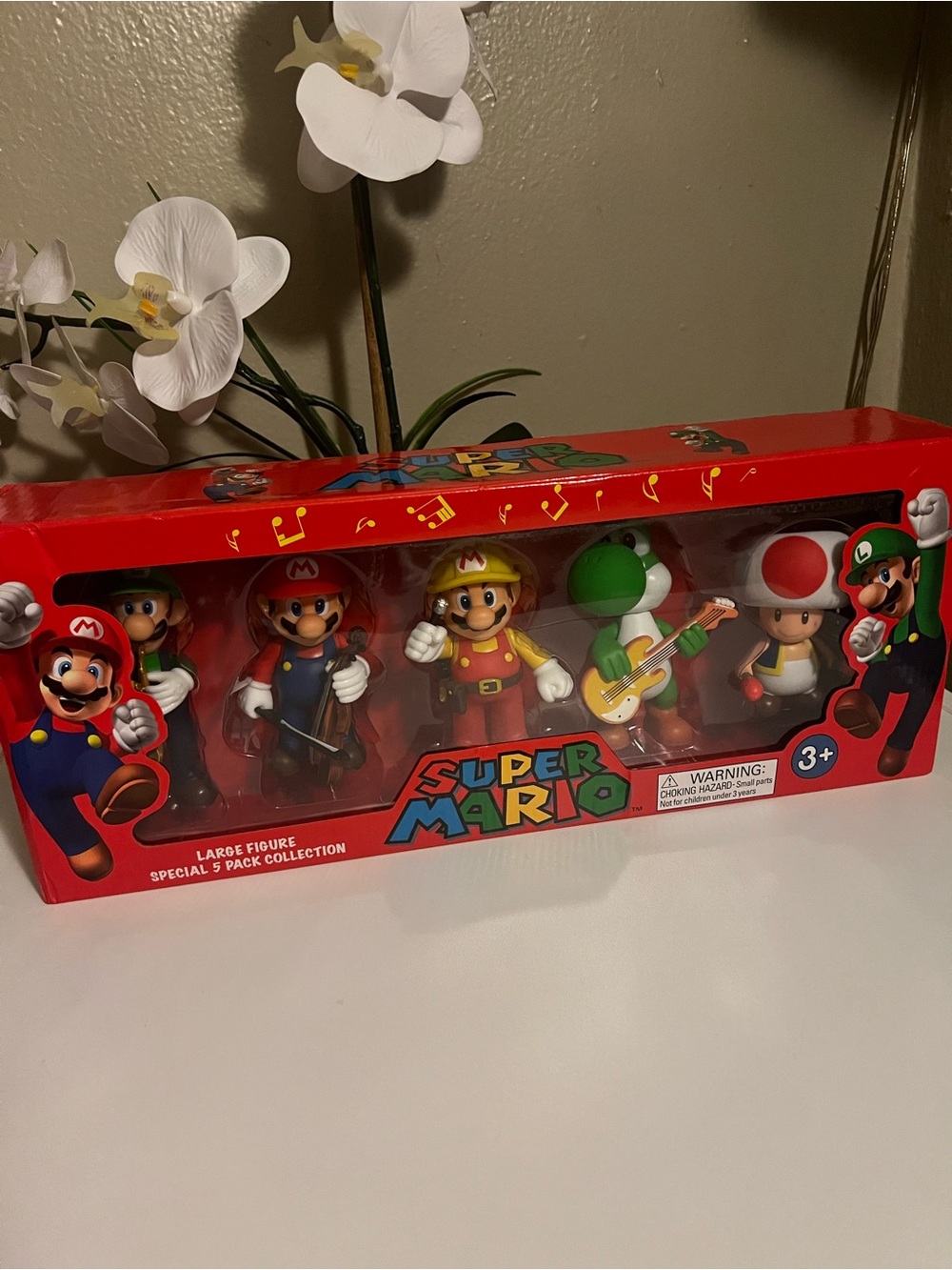 Super Mario 5-Figure Collector Set - Red, Green, Yellow, White, Brown